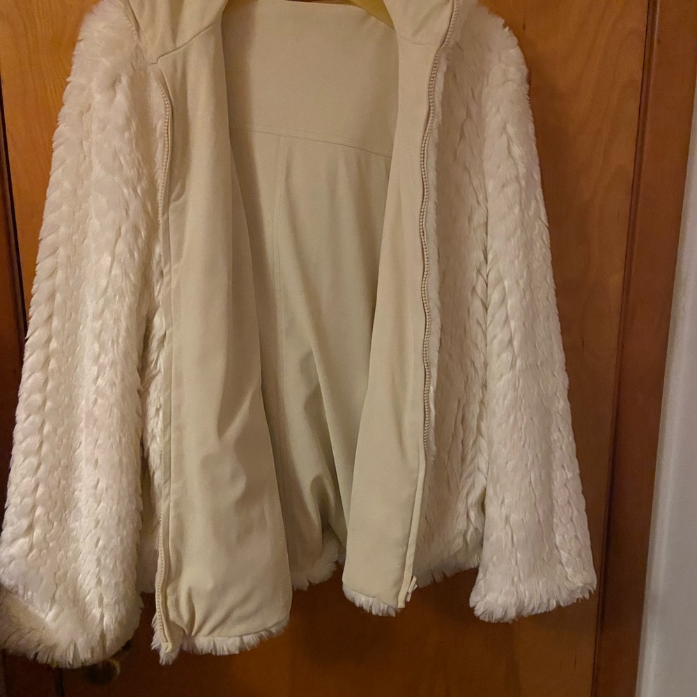 Women reversible Jacket - Picture 2 of 4